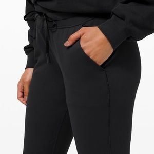 Ready to Rulu Jogger